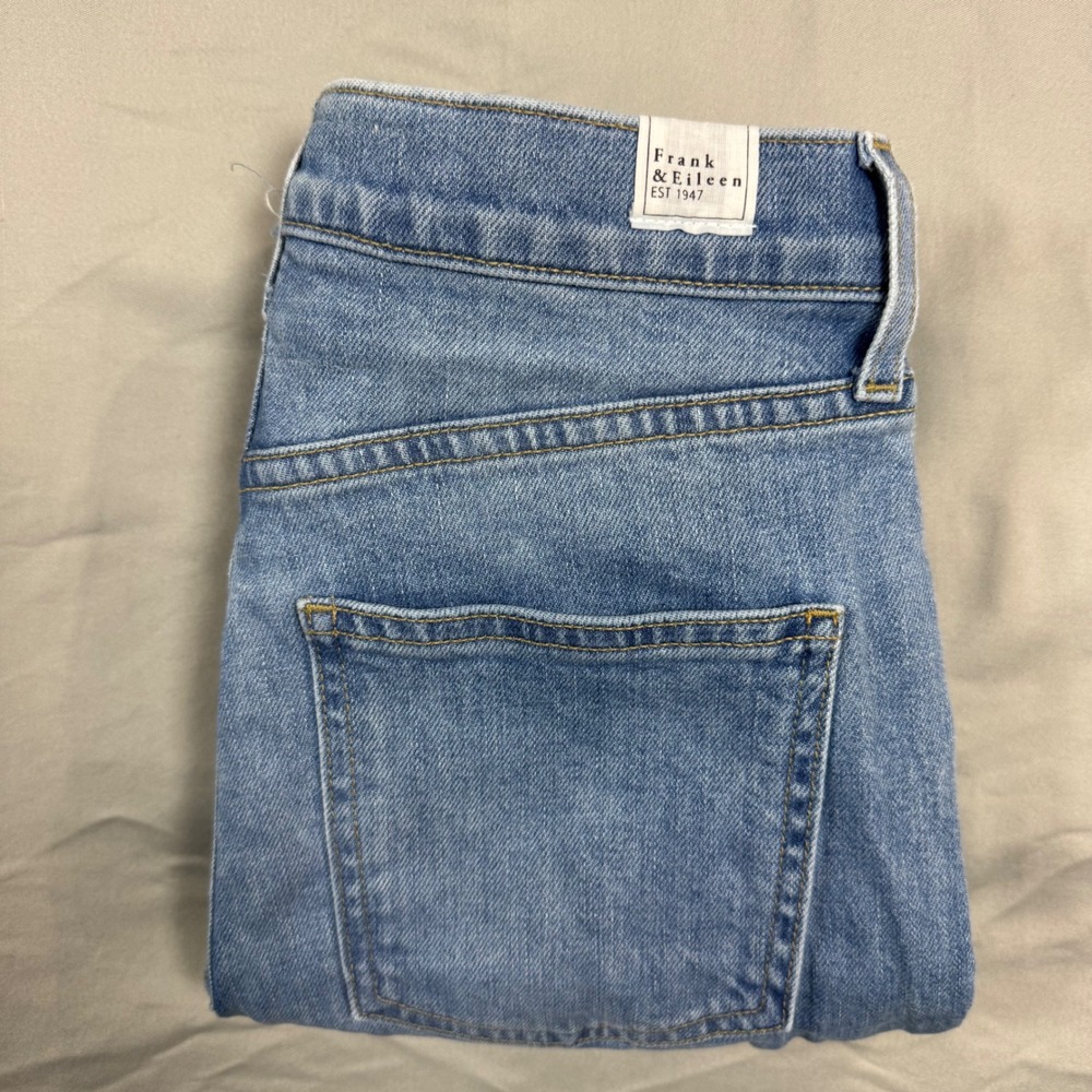 Frank & Eileen Monaghan High Rise Straight Leg Jeans Blue Raw Hem Sz 26 Classic